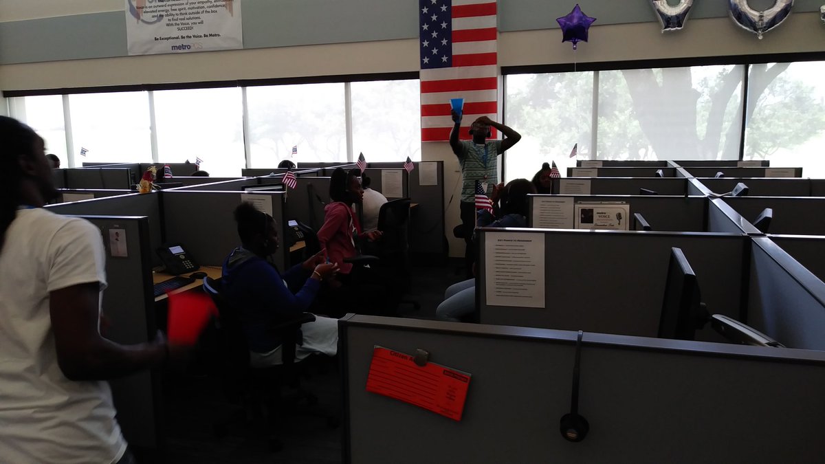 WNP_LewisB's tweet photo. #QAPowerHour @Norris_MPCS @Greg_MPCS @MetroPCSDallas @torresjoel123 @UralisaN https://t.co/ZBEEmIxyJ3