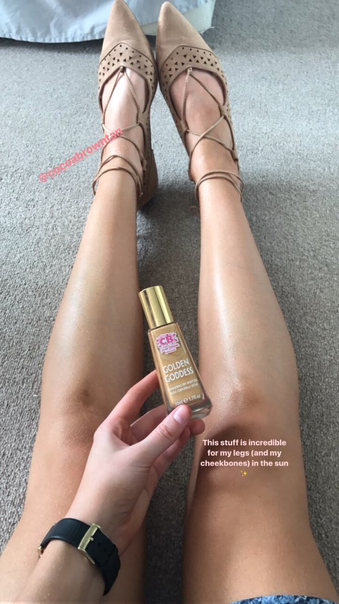Beckieeamy's tweet photo. Couldn't imagine summer without this glowing beauty. Adds the perfect glow to boost my confidence when wearing a dress 💕 @CocoaBrownTan https://t.co/wAdjSc2agi