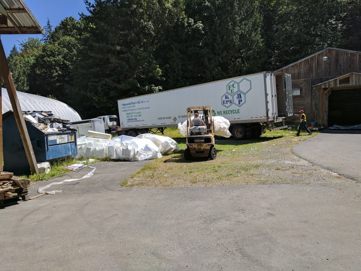 CoolStuffStudio's tweet photo. We're moving! Saying goodbye to our foam mountain today so it can be recycled was tough. Lee was caught crying in the storage shed. 😢 https://t.co/PLnG1QjvCa