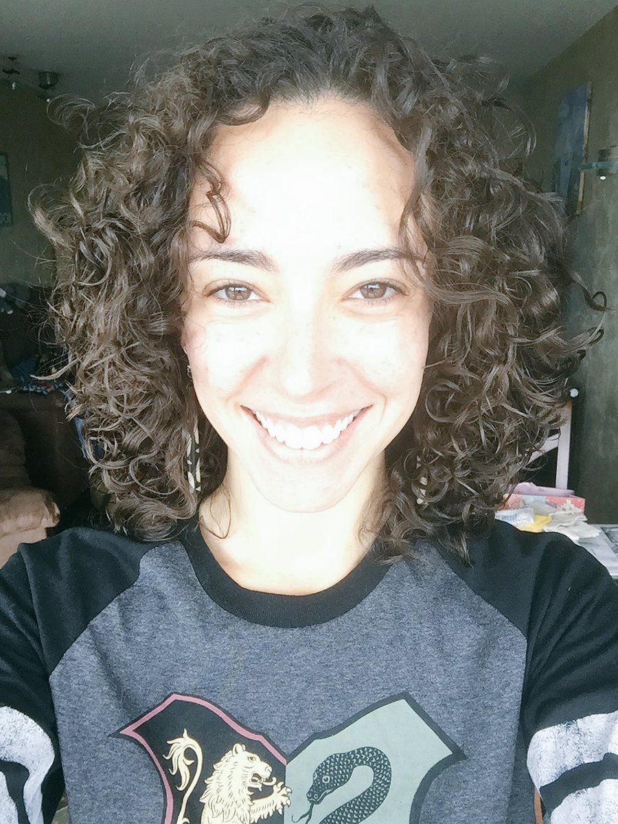 RisingPhoenix23's tweet photo. Added @DevaCurl's buildup buster to my routine last night, unclipped my hair this morning, and ๐! #naturalcurls https://t.co/JpKJeZ4Elg