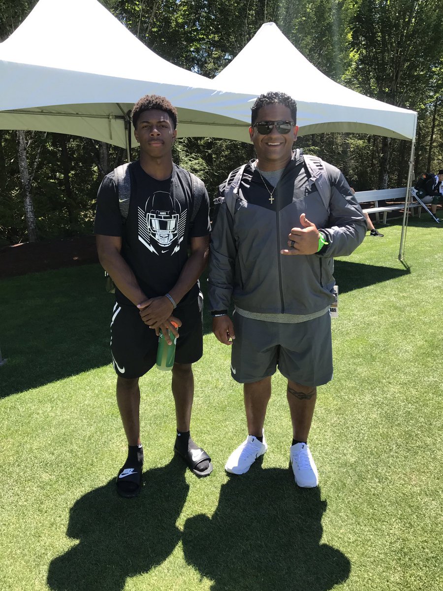 S_Blocc's tweet photo. Had a amazing experience while in Oregon and would like to thank @TheOpening for letting me be apart of this #AlphaMenace #2K17 https://t.co/jjVGwIbhAl