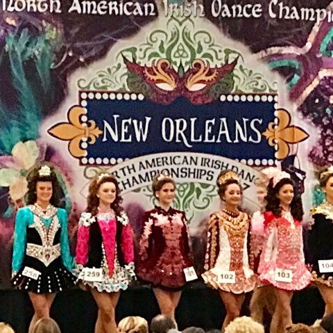 Two gorgeous ladies dancing today! Best of luck to Kelly and Megan 💞