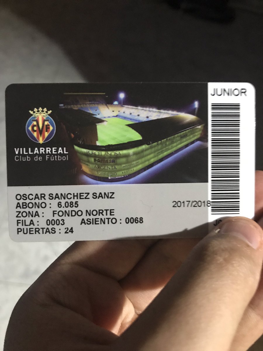 oscsans15's tweet photo. Otro año más!! @VillarrealCF 💛💙 https://t.co/06l2OQ4krS