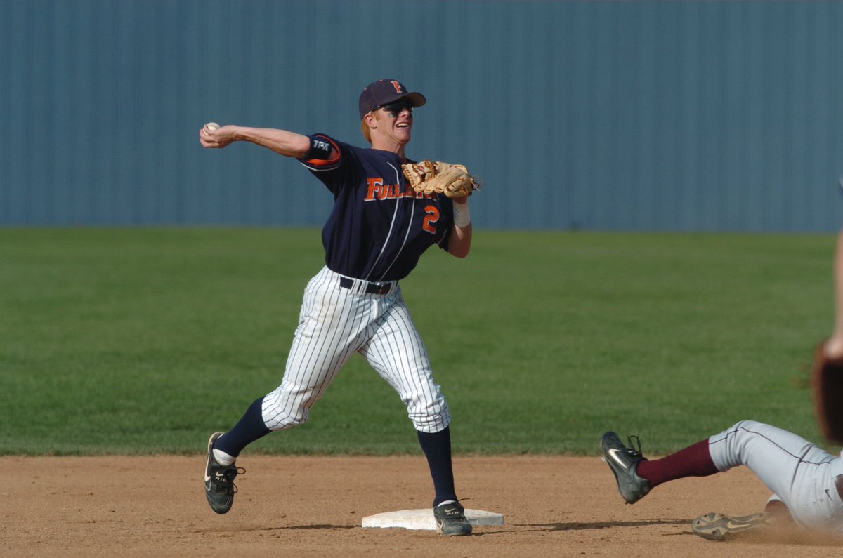 FullertonBSB's tweet photo. It's simple Titans, tweet #VOTEJT and get our guy to the All Star Game! #TusksUp https://t.co/tij4BCP8Gn