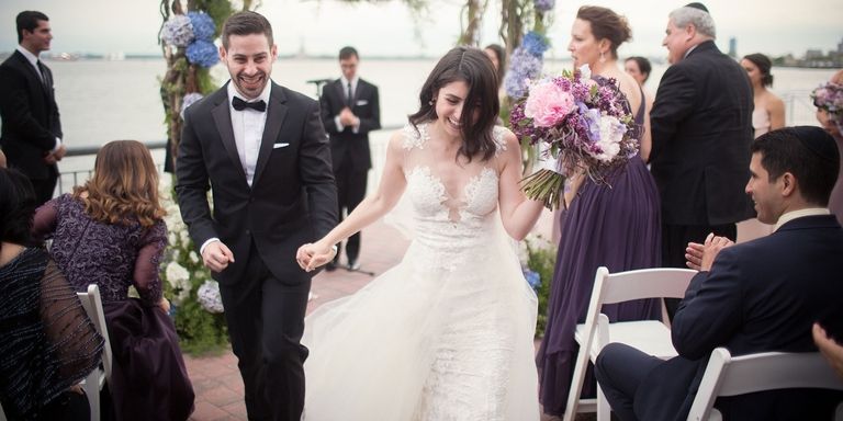 Cosmopolitan's tweet photo. 10 Things I Learned in My First Month of Marriage https://t.co/7wTHTIDFD1 https://t.co/YTFJNhKN2A