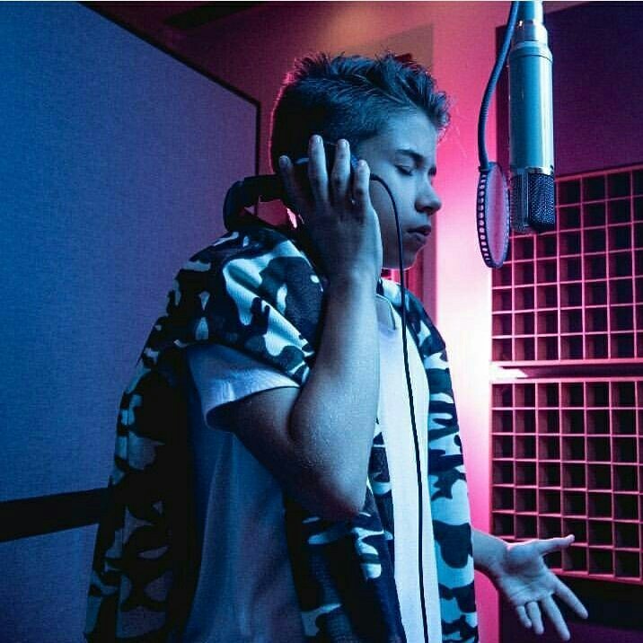 amandadjtlovers's tweet photo. #NuevaFotoDePerfil te amo @jerryelangel14 https://t.co/TEmFfxyB5u