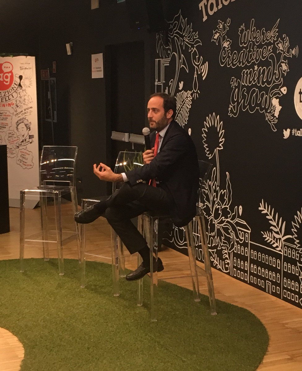 ConfPiem's tweet photo. Alessio Rossi Presidente dei Giovani @Confindustria chiude i lavori del Forum #Innovazioninecessarie dei GI @ConfPiem https://t.co/nz8sl8PWki