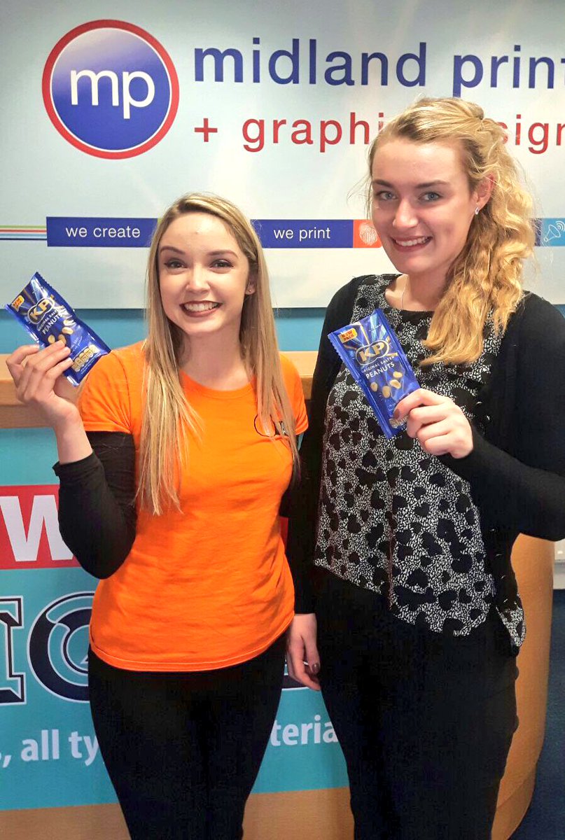 ThisisiRadio's tweet photo. We're in #Athlone with #KPnuts! Tell us your witty one liner, get yourself a bag! 🙌🏼 #KPontheGo #nutsoneliners https://t.co/yoIJo4Y2UR