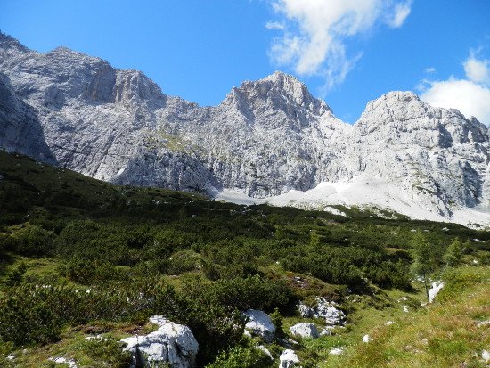Bivacco Grisetti: tutte le strade portano al Grisetti! #valdizoldo #Moiazza
bit.ly/2uuR7TM
