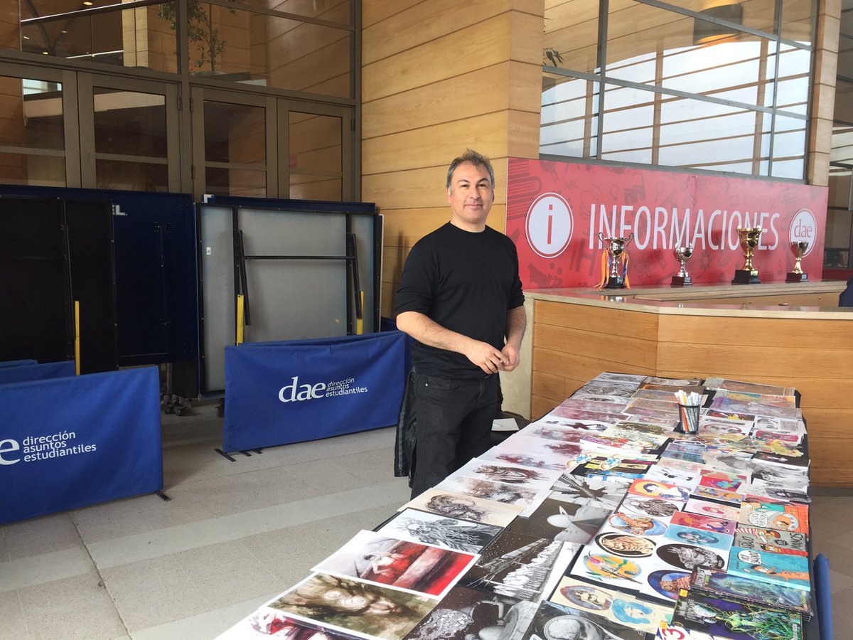 INACAP_CONCE's tweet photo. Hasta las 16 horas te espera el Punto Cómics para que adquieras gráficas chilenas! Te esperamos en el Hall Principal ! https://t.co/qXIamoTGeq