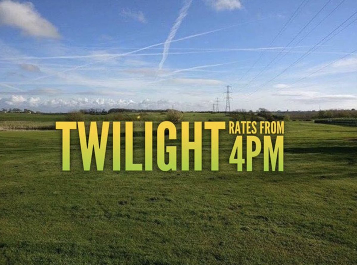 StainingGolf's tweet photo. Time to make the most of our #twilight rates! #golf #golfcourse #staining https://t.co/K0LZT6cp51