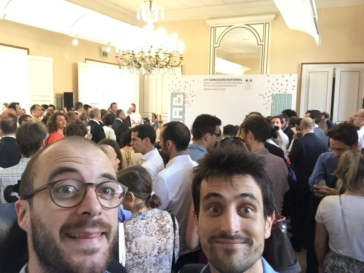 K_Ryole's tweet photo. On attend @VidalFrederique à la remise des Prix #ilab2017 ! #laureats #mercilaBPI #happyface https://t.co/1BrIqag9uV