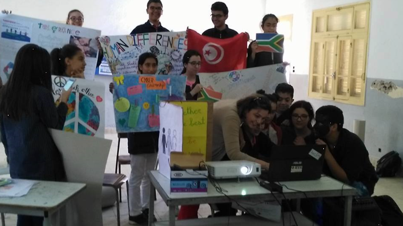 FlipgridEvents's tweet photo. See how #SkypeMT @zelfstudie &amp; @TammyDunbar use @SkypeClassroom to teach their students empathy &amp; understanding! https://t.co/mARYKWsaME https://t.co/M9DVCDPKbr
