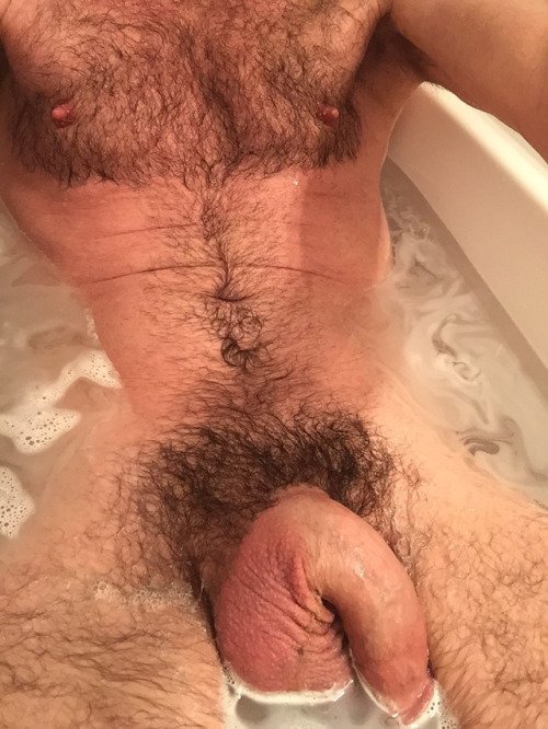 big dick http://hairy-chests.tumblr.com/post/162672913200 . 