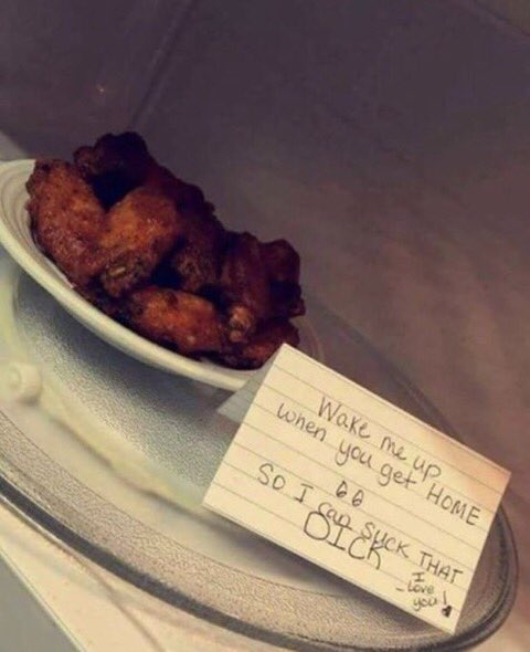 famousjayniff's tweet photo. do these females actually exist? https://t.co/mCGCXD96hV