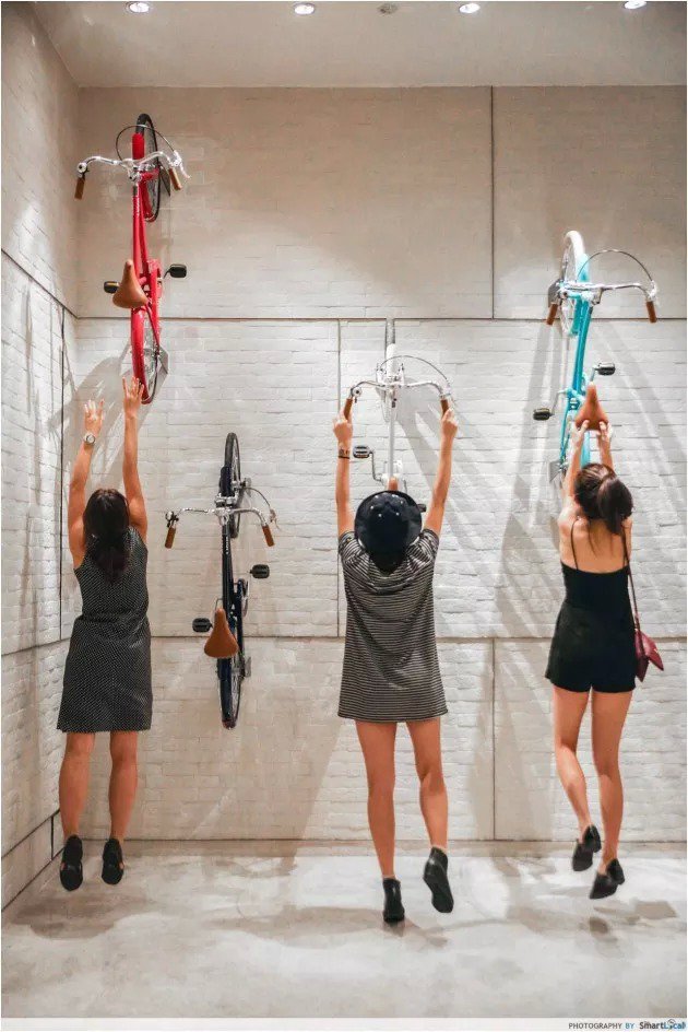 Spotted! Our Lil Dutchi &amp; Lil Roadster are the focus of this adorable display at the Jen Tanglin Hotel in Singapore. bit.ly/2pOckYW