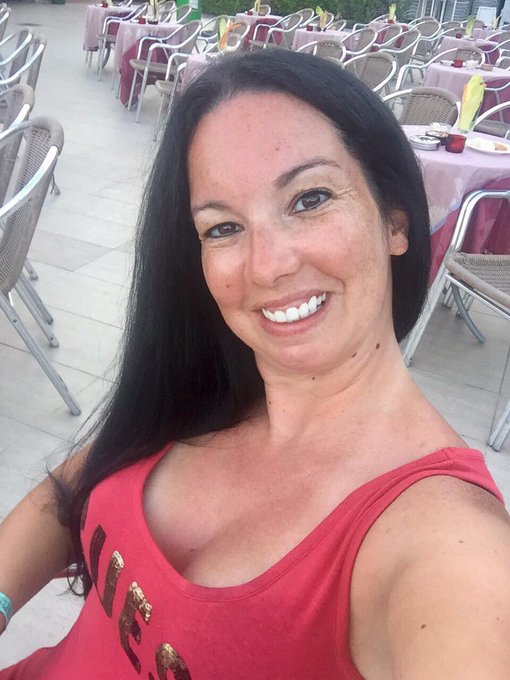 Mal schauen was hier so los ist auf dem Galaabend 😎 #delphinpalace #palace #delphin #antalya #antalyalara<a href="/tag/dolphin"class="tags"><span>#dolphin</span></a><a href="/tag/palace"class="tags"><span>#palace</span></a><a href="/tag/antalya"class="tags"><span>#antalya</span></a><a href="/tag/sweetmelli"class="tags"><span>#sweetmelli</span></a><a href="/tag/delphin"class="tags"><span>#delphin</span></a>