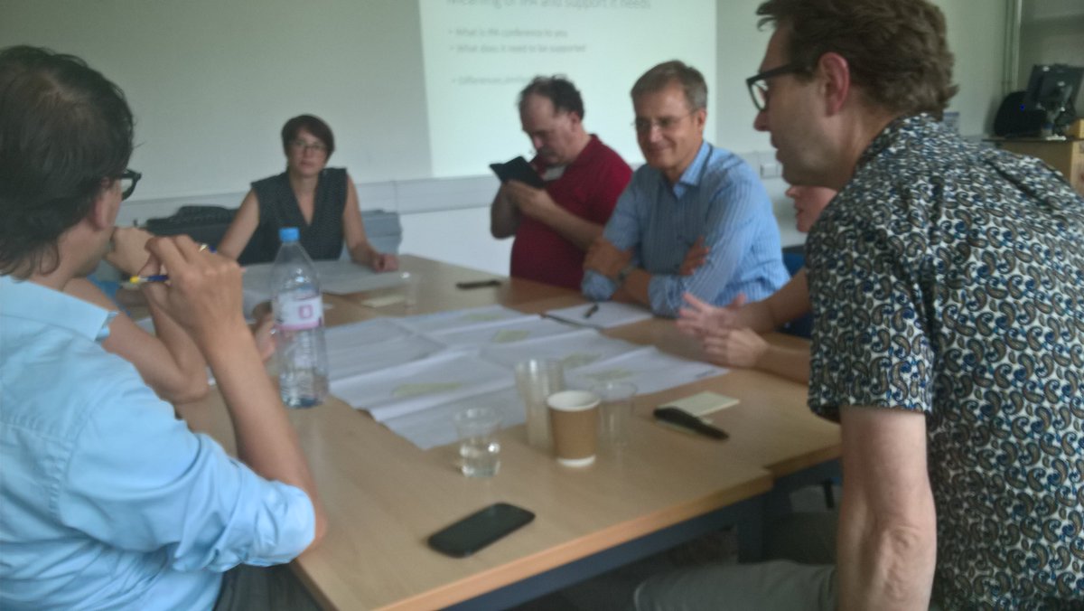 drBoundaryWork's tweet photo. Great session on IPA movement\family\army of friends\donut and how to better support the conference #DMUIPA17 https://t.co/6ELaNooOFc