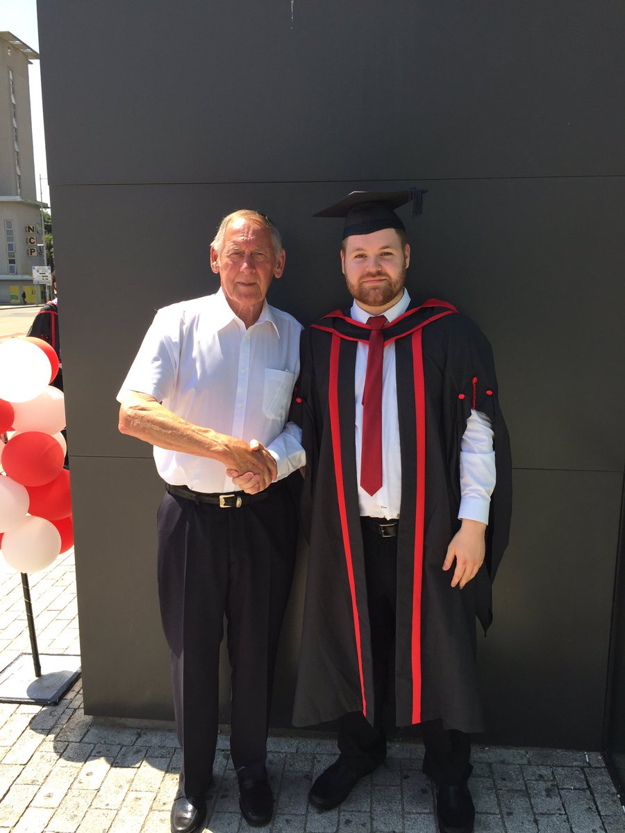 ddFilms1's tweet photo. Well I guess today makes it official, delighted to have graduated from USW in Film &amp; Video, it has been a great three years! https://t.co/XYcJ6IPUr6