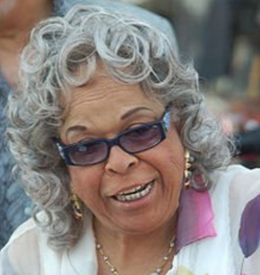 Happy 86th Birthday, Della Reese! 