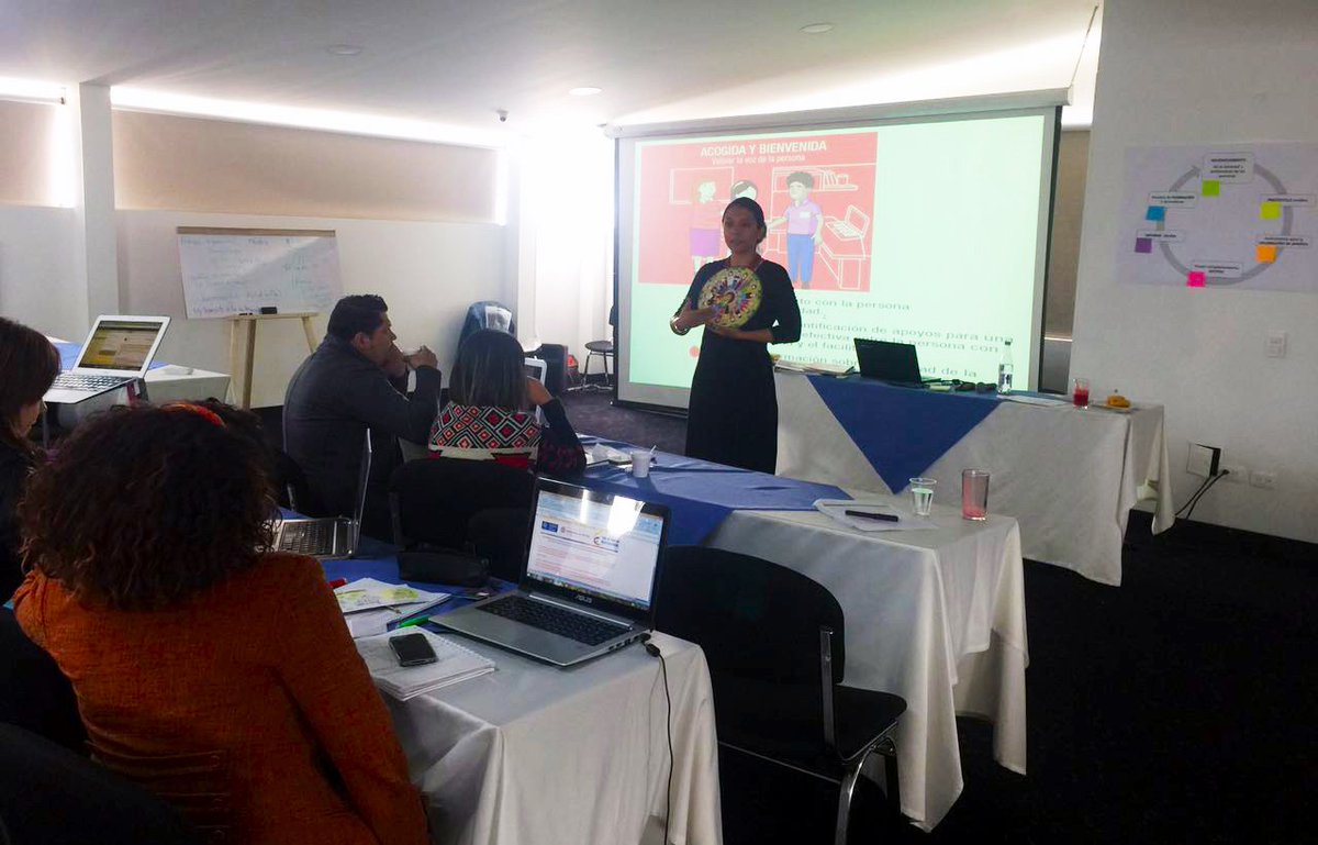 Capacitación de profesionales de la <a href="/UnidadVictimas/">Unidad para las Víctimas</a> en la estrategia para la toma de decisiones con apoyo para personas con discapacidad