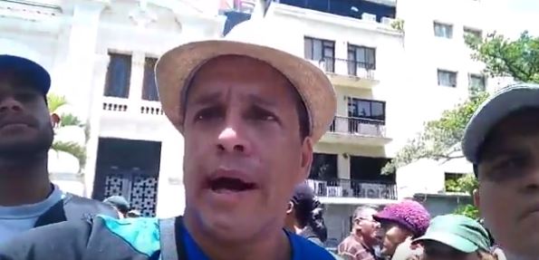ConElMazoDando's tweet photo. Doble moral: Si eres de derecha se llama protestar, si eres de izquierda incitas al odio - https://t.co/nMpCYEXVn3 https://t.co/5c1DZihh9Q