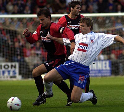 chpix's tweet photo. #afcbretro @afcbournemouth🍒#alanconnell #carlfletcher those were the days - my friends.. #stalwarts #afcb⚫️🔴 https://t.co/lsHkU6M8MU