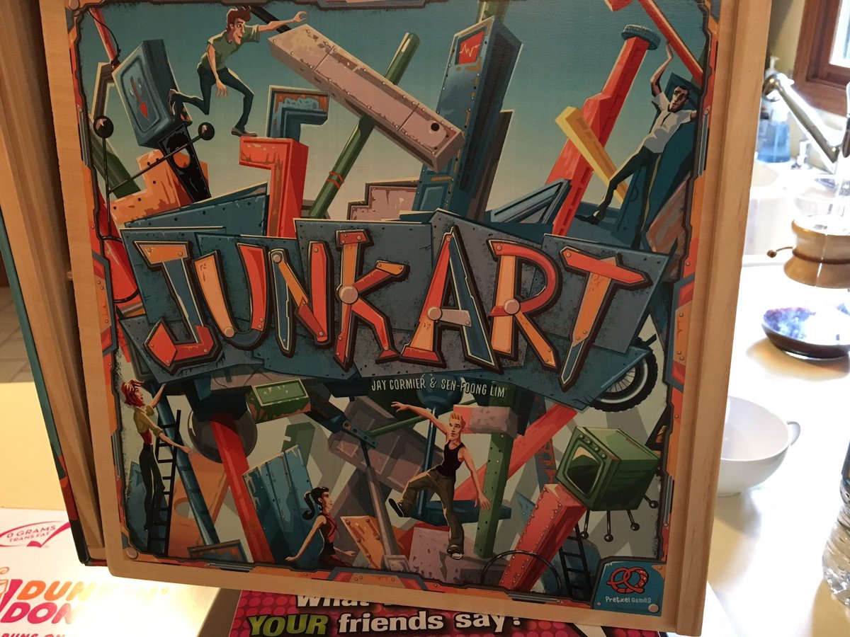wine0's tweet photo. Loved our #WorldTour with @PretzelGames_ #JunkArt, Great Time was had by all!!! #WilliamsCon https://t.co/1Vb7VNUpmF
