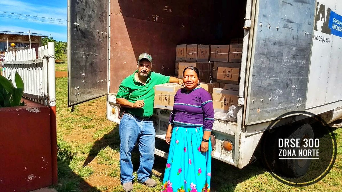 DelgNorte300's tweet photo. Entrega de libros Zona 02, San Andrés Cohamiata, MEZQUITIC, Jal. #ServiciodelaEducación @CoorDelgReg @pacoayon @66Pulido @garamda74 https://t.co/ODxsSMjEvP