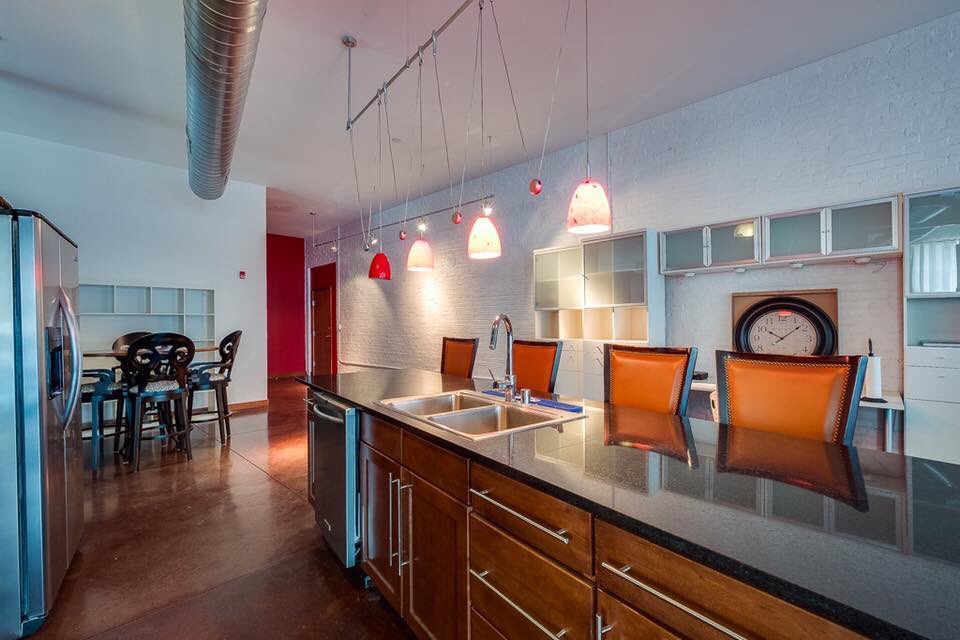 KCastnerRealtor's tweet photo. Only 1st floor loft in the Mercantile building downtown Louisville. Contact me for showing today 502-457-4006 https://t.co/K1MrPkiwUX