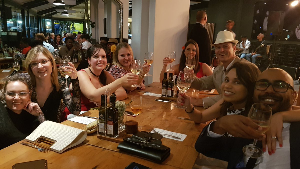 tackleconnect's tweet photo. Cheers!!! @CWWU_SA @GinjaRestaurant @FleuduCupWines #Shareyourflair https://t.co/bDlHsF7E1g