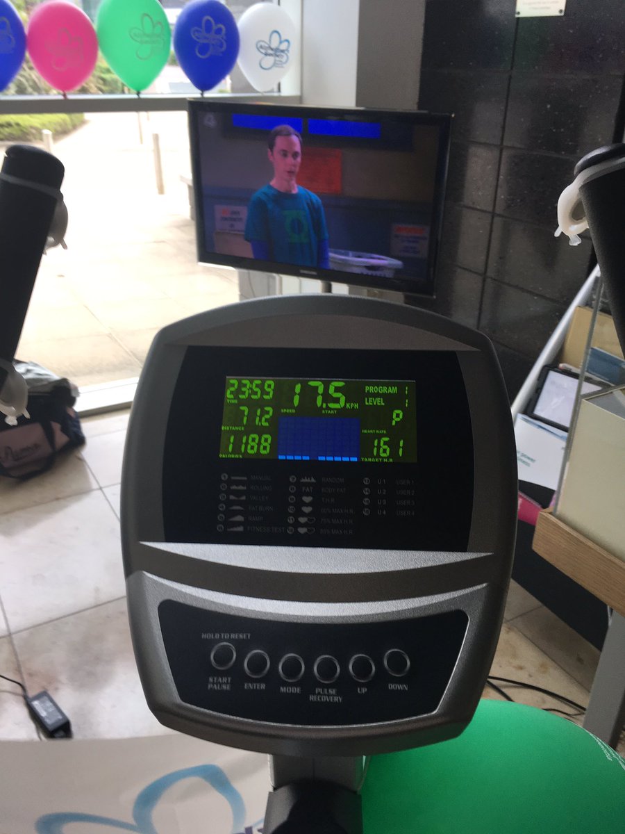 Leanne_OwenQS's tweet photo. Can't believe this is our view for the next 20 hours! #uk70470 #70givingback #insidefgould @fgouldconnect @alzheimerssoc https://t.co/L46YOwK00w