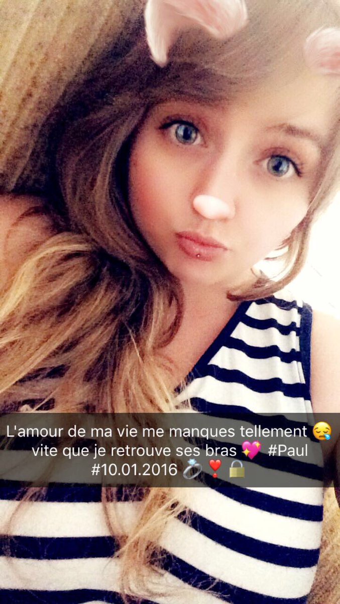 KellyRbn's tweet photo. C'est tellement difficile de vire Avec une personne H24 et devoir subir son absence ! Sa présence me manque #MonFiancé 💕💍💏🔐 https://t.co/nSB3KW1ovc