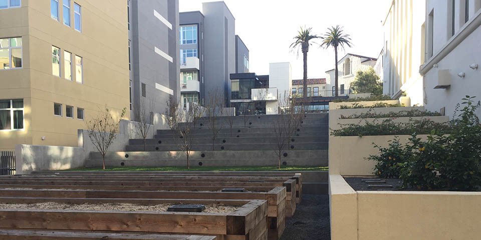 MeyerStudioLA's tweet photo. Sun's out! @Hoodline shares some prime spots to catch some rays in Hayes Valley: https://t.co/xVKvmnoOQ9 https://t.co/Pz2U7mOO2X