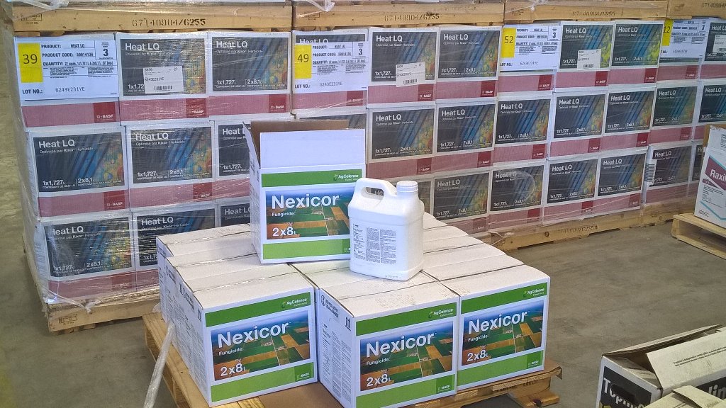alaynaschmidt's tweet photo. CPS Rycroft is locked and loaded, ready for the rest of the fungicide season! New products comin at yea! #peacetweet https://t.co/rJdjwbAt4G