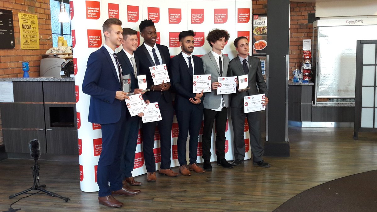 ajbusinesscoach's tweet photo. Massive congratulations to Jack Brookes the winner of @USWExchange Making Business Happen award 2017! https://t.co/8CYajtScR2