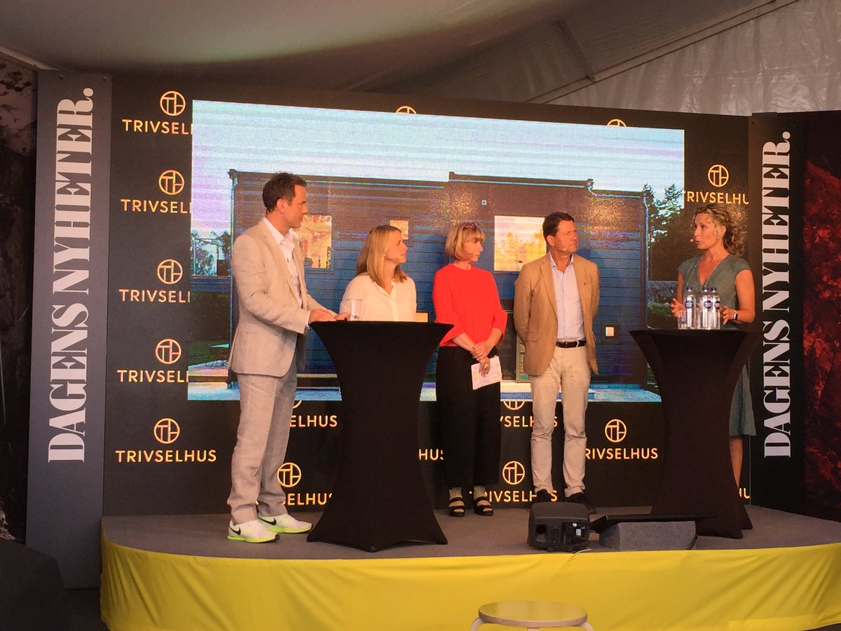 trivselhusab's tweet photo. Missade du vårt seminarie om småhusbranschens hållbara ansvar? Se via https://t.co/tnhOIXjoQq här: https://t.co/m1jM2icN85 #almedalen2017 https://t.co/fSEuuZzlmL