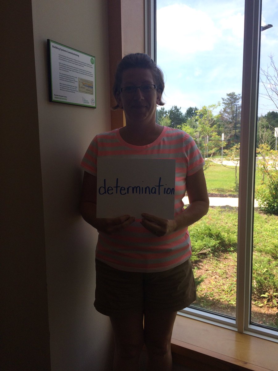 10_msberry's tweet photo. Summer learning goals! 😍🙌🏼 #oneword #tldsblearns #slp2017tldsb https://t.co/ZMk7roj21D