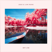 UyRevistaUy's tweet photo. @Zedd junto a @LiamPayne estrenan #GetLow #GetLowIsComing https://t.co/ZdpnTKg05k https://t.co/5cn5Yg57St