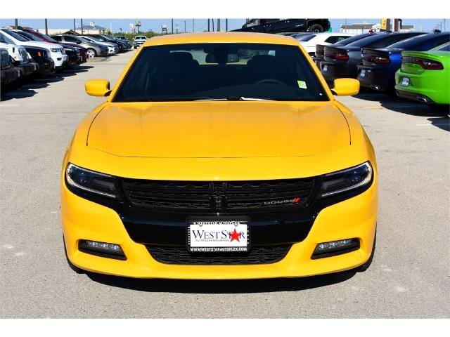 WestStarAuto's tweet photo. Yellow, it's me. This 2017 Dodge Charger SXT is ready to be free. https://t.co/VbcnPNppFU #dodge #charger #sxt #weststar #monahans #autoplex https://t.co/wfF80oFfU8