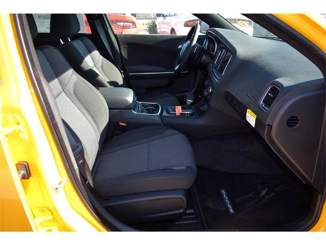 WestStarAuto's tweet photo. Yellow, it's me. This 2017 Dodge Charger SXT is ready to be free. https://t.co/VbcnPNppFU #dodge #charger #sxt #weststar #monahans #autoplex https://t.co/wfF80oFfU8