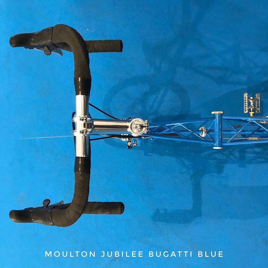 boxbike's tweet photo. #blue
.
.
.
#moulton 
#bugattiblue
#bugatti 
#blau
#racingbike 
#panoramaberlin 
@panorama.berlin 
#fashionweekberlin 
#handmade 
#madeinuk https://t.co/uNH5NnuuMI