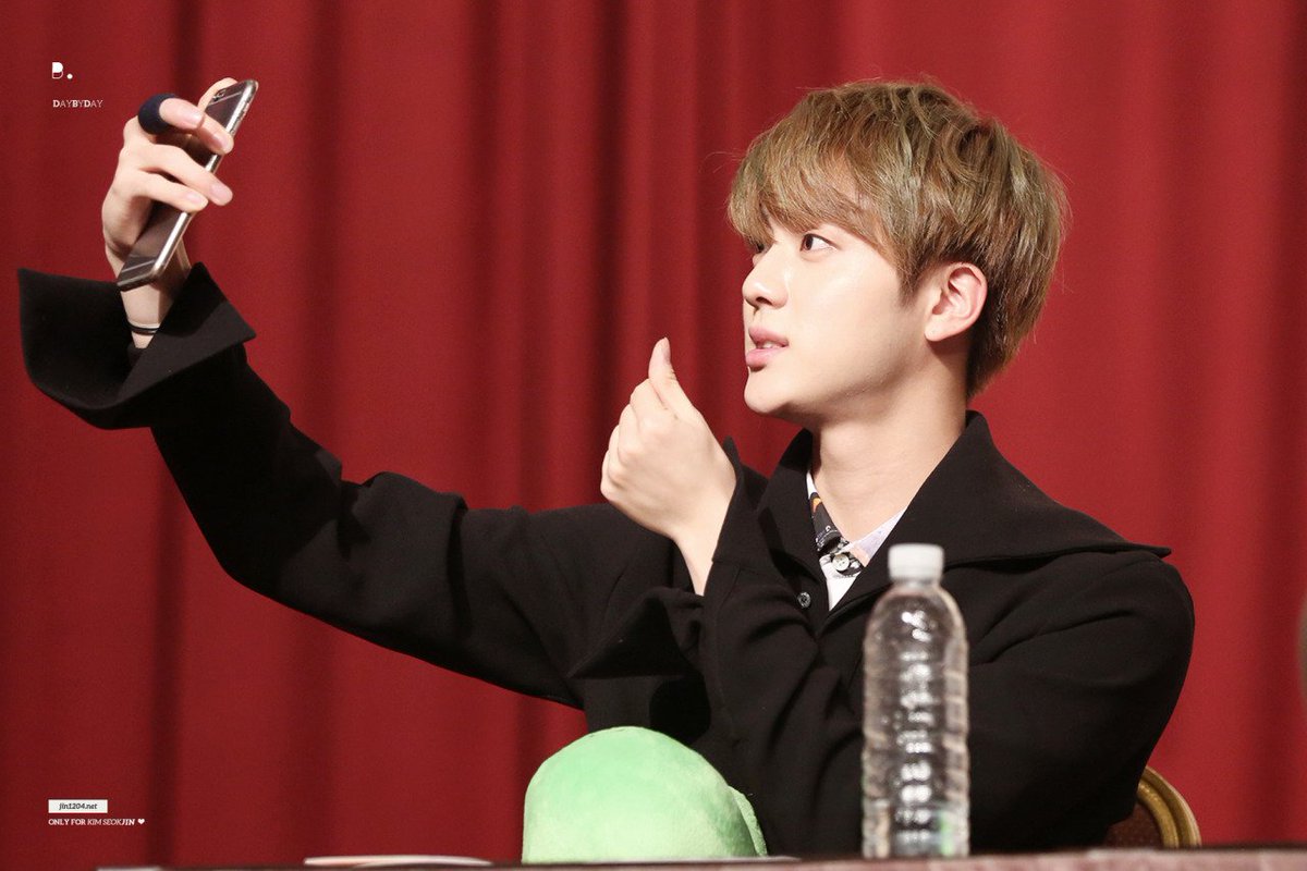 seokjinfile's tweet image. 