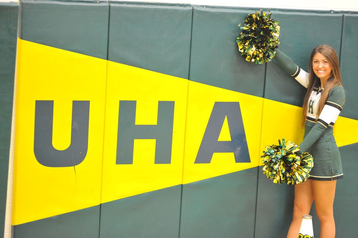 iamchrisjung's tweet photo. Congrats to UHA grad and soon-to-be Kentucky freshman Cora Beth Brown on receiving an All "A" Classic Scholarship: https://t.co/z6hO2CgCv4 https://t.co/2fJyQ0VGUs