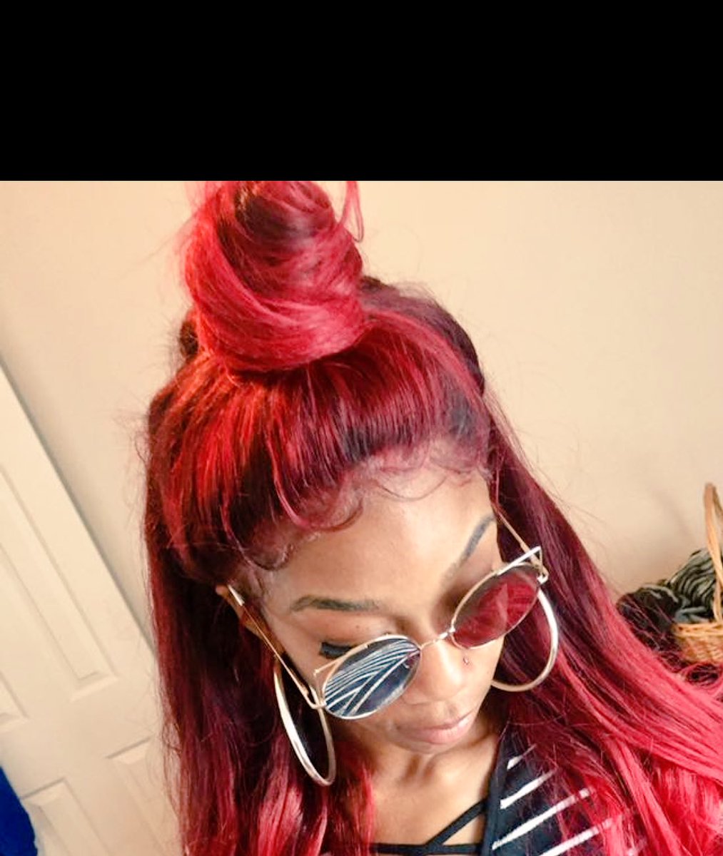 LilBody_vivi's tweet photo. My stylist is only 17 & she bodied this frontal. #Frontalgang๐คคโค๏ธ I heard reds are better ๐ https://t.co/bjjfww4wKw