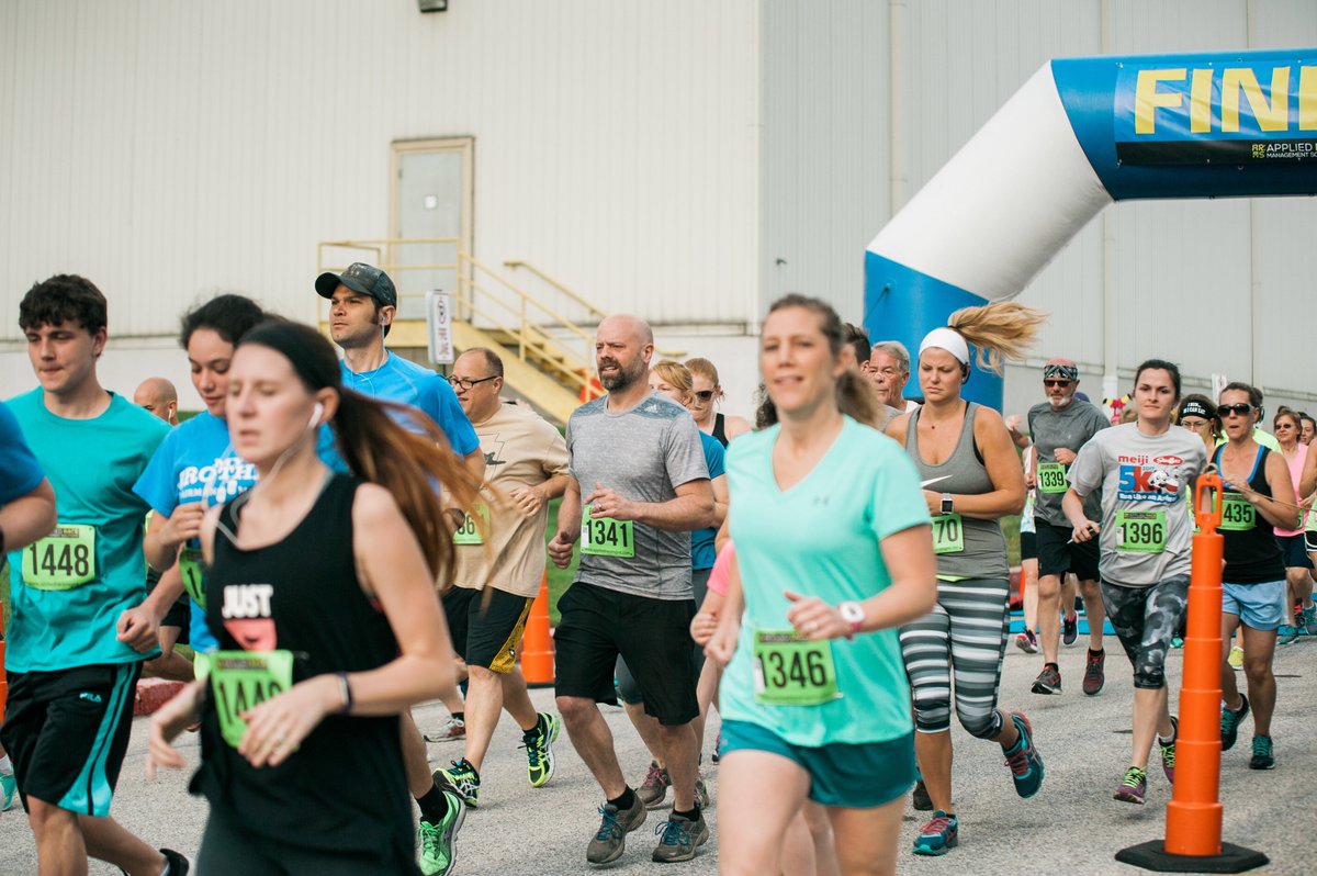 meijiamerica's tweet photo. Check out these fantastic photos from our 5K in York, PA last month! Thanks to everyone who came out to #RunLikeAnAnimal! 🏃💨 https://t.co/y7EV6zo2Ny