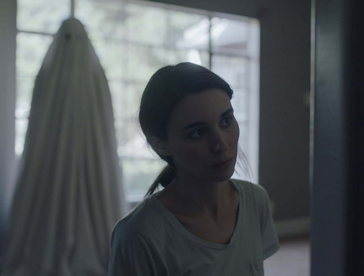 rikatk's tweet photo. tomorrow, @ghoststorymovie  #CaseyAffleck #RooneyMara @KeshaRose 
@KenneishaT  #WillOldham @breagrant https://t.co/GX9WGlaWMz