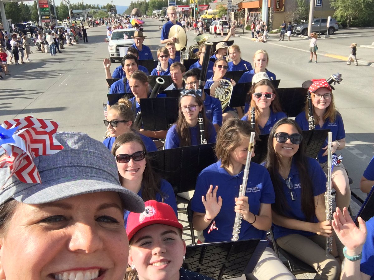 C_woodMusic's tweet photo. Tour 2017 #gys #gysbison #coltmusic #cwoodmusic https://t.co/gD5t9AMCzN