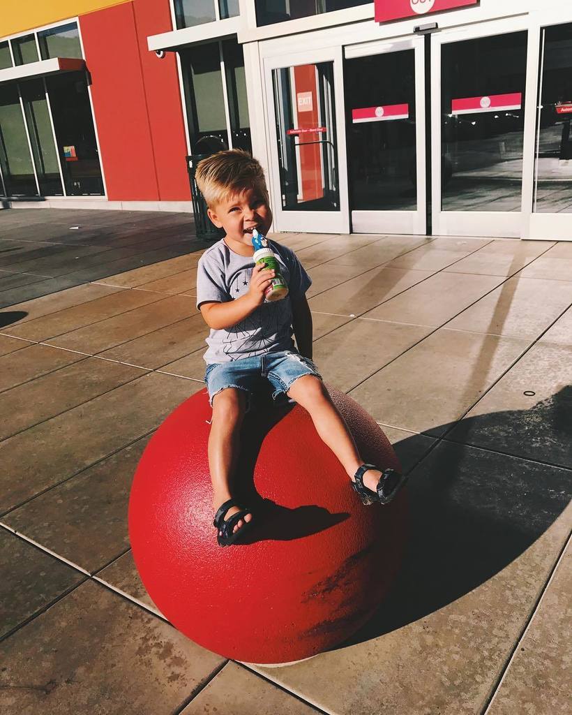bryanlanning's tweet photo. Ollie wanted to take a #TargetBalling pic to send to Gaines! Haha @culligan27 @katiepie07 https://t.co/kjffnhegJr https://t.co/4oHVGGNdEx