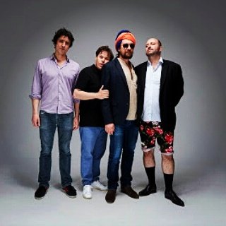 Les fondateurs de rendez-vous place Gandhi <a href="/XavierFagnon/">Xavier Fagnon</a> @sebjan @Christophe lemoine @Adrien Antoine